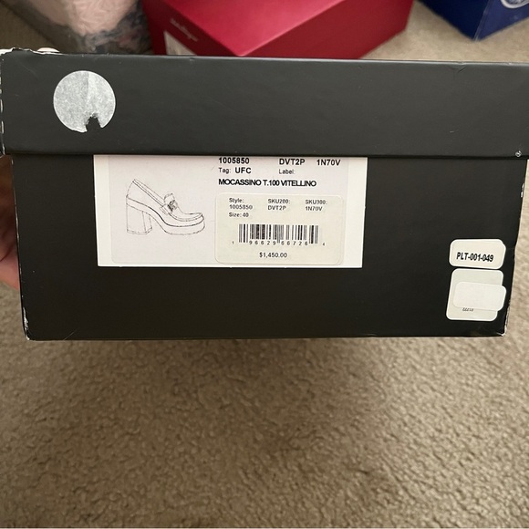 Versace Logo Leather Brown Platform Pumps Size 40/10 - Picture 3 of 17